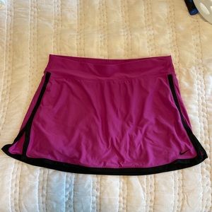 Fuchsia Nike Tennis Skirt with Lining. Size M.